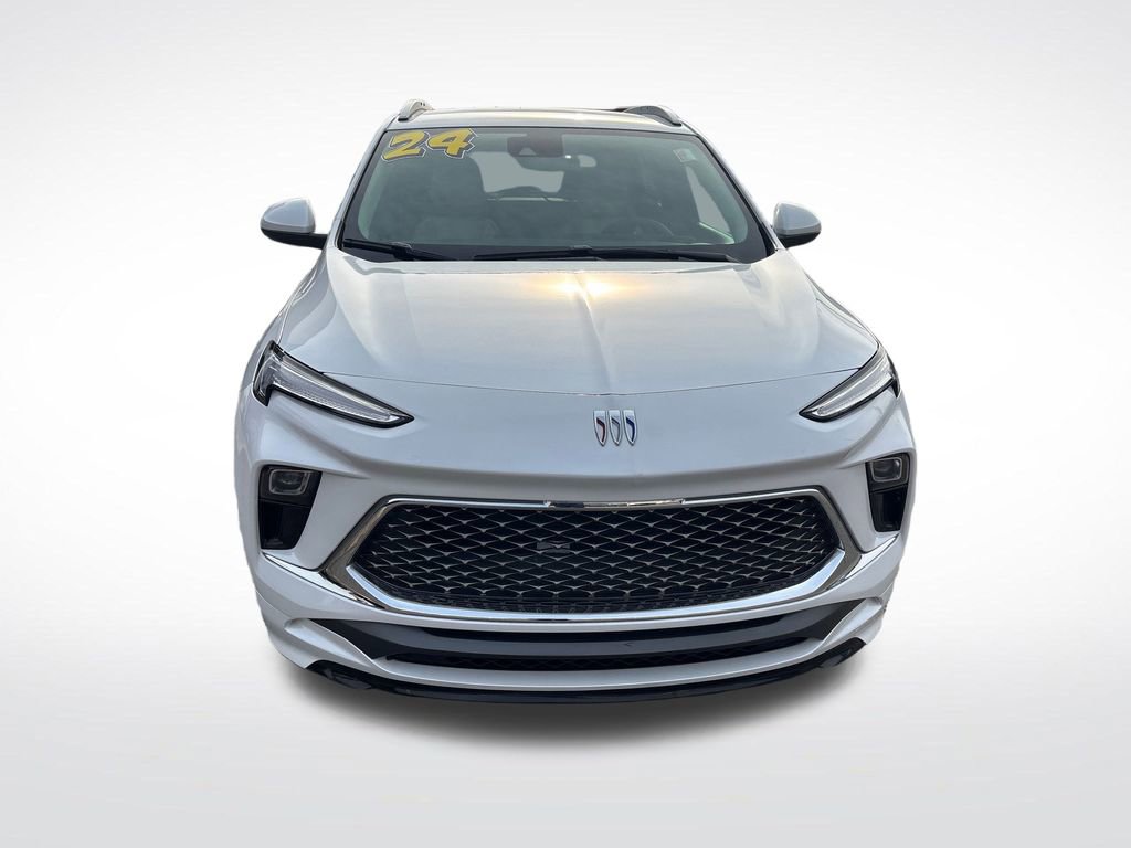 Used 2024 Buick Encore GX Avenir w/ Avenir Convenience Package image 12