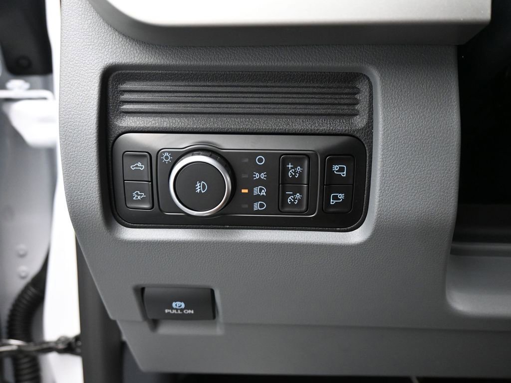 New 2026 Ford F350 XLT w/ XLT Premium Package image 13