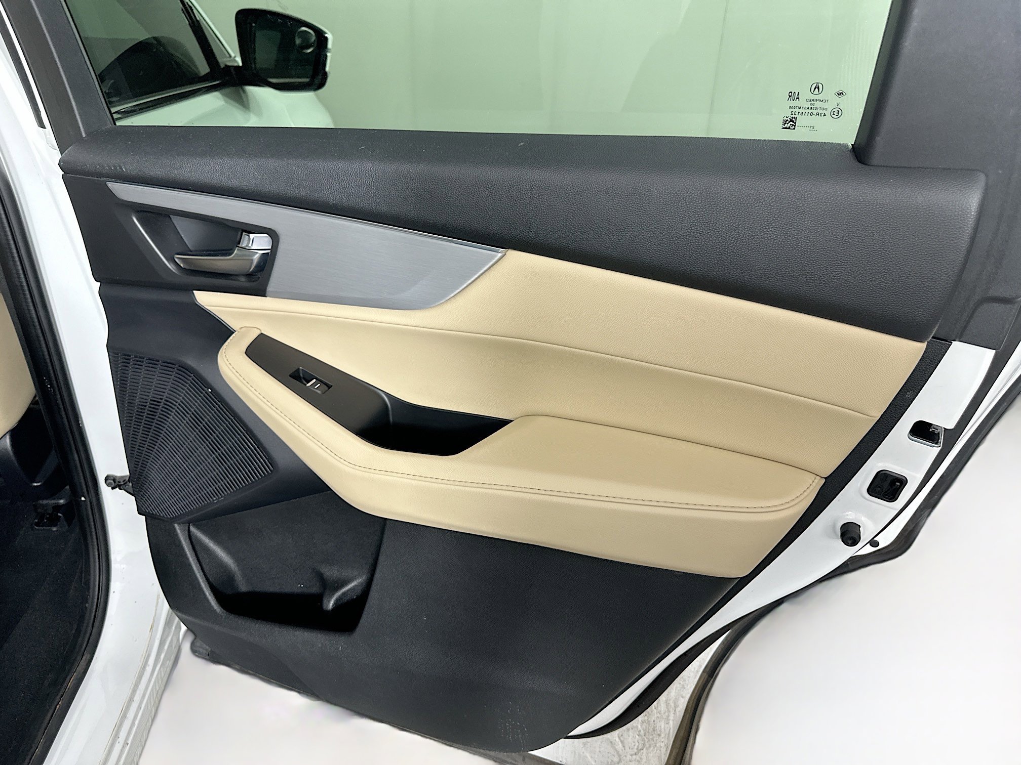 Used 2022 Acura MDX FWD image 29