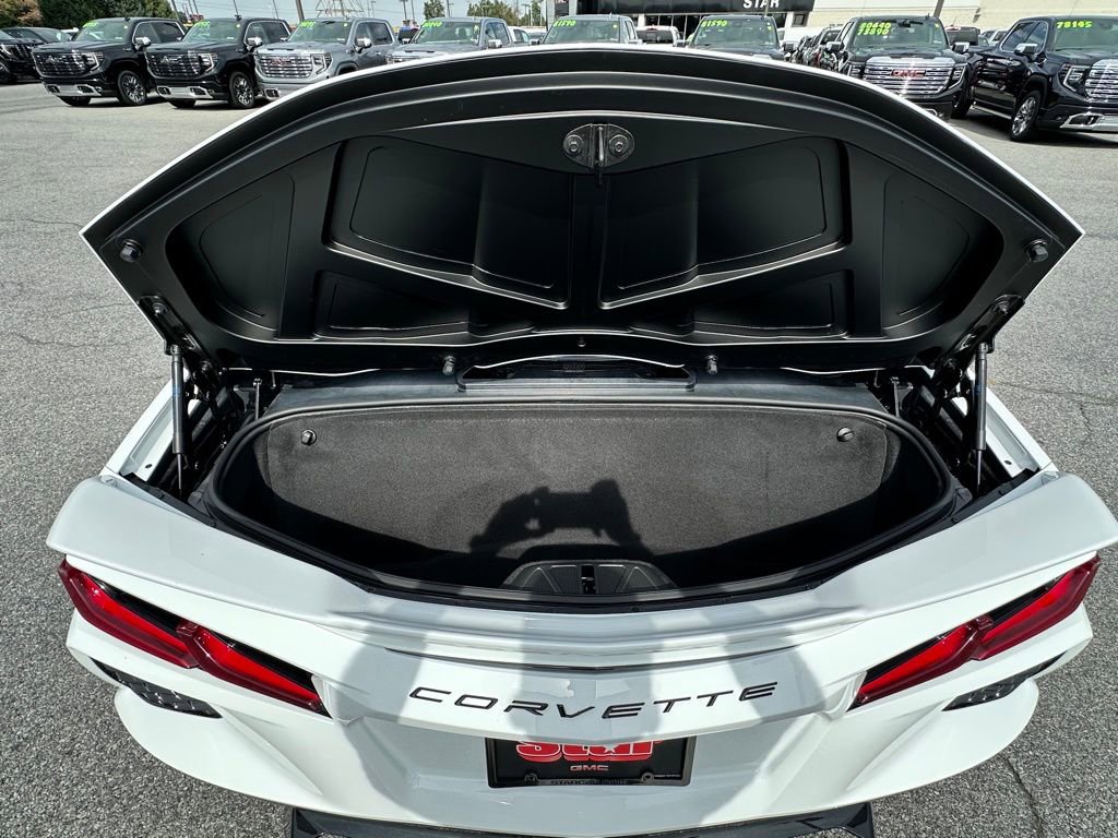 Certified 2021 Chevrolet Corvette Stingray Premium Conv w/ Z51 Performance Package RWD image 33