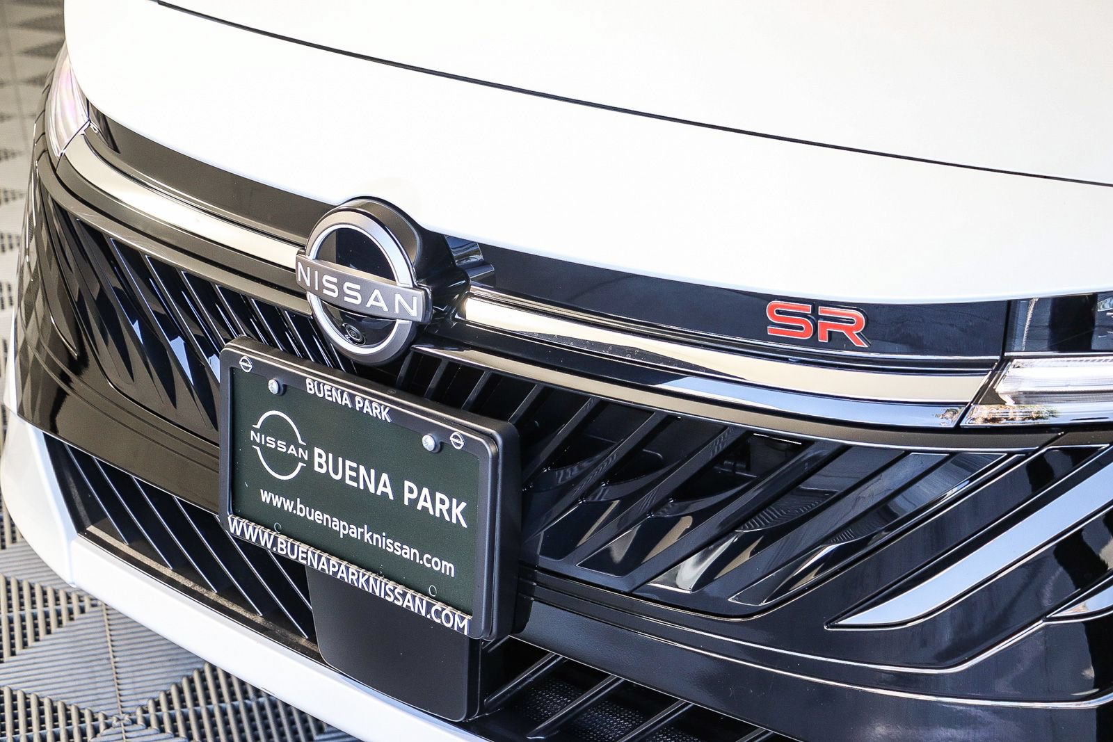 New 2026 Nissan Sentra SR w/ SR Premium Package FWD image 5