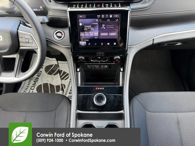 Used 2024 Jeep Grand Cherokee Laredo w/ Trailer Tow Package AWD/4WD image 26