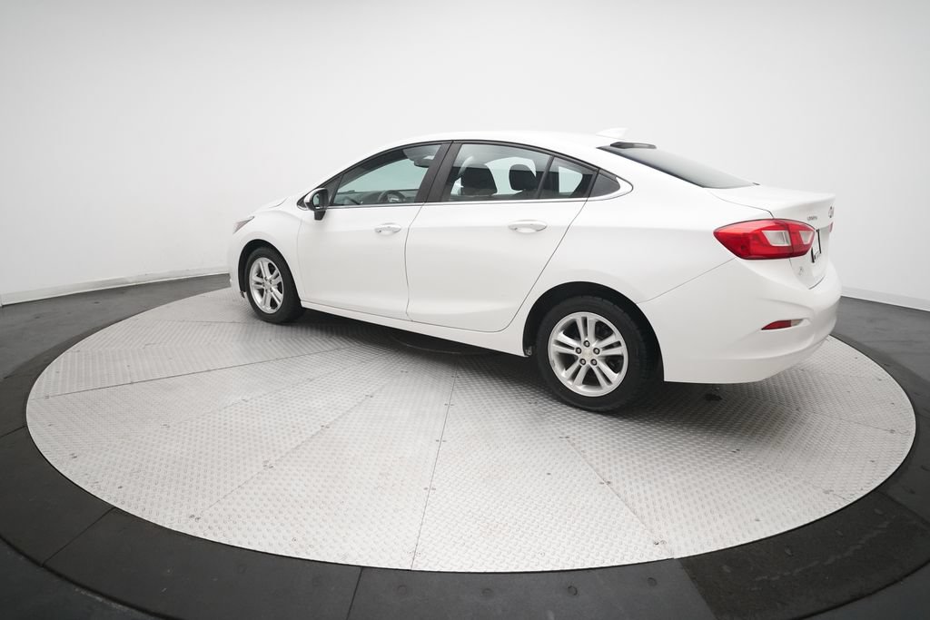 Used 2017 Chevrolet Cruze LT w/ Convenience Package FWD image 32