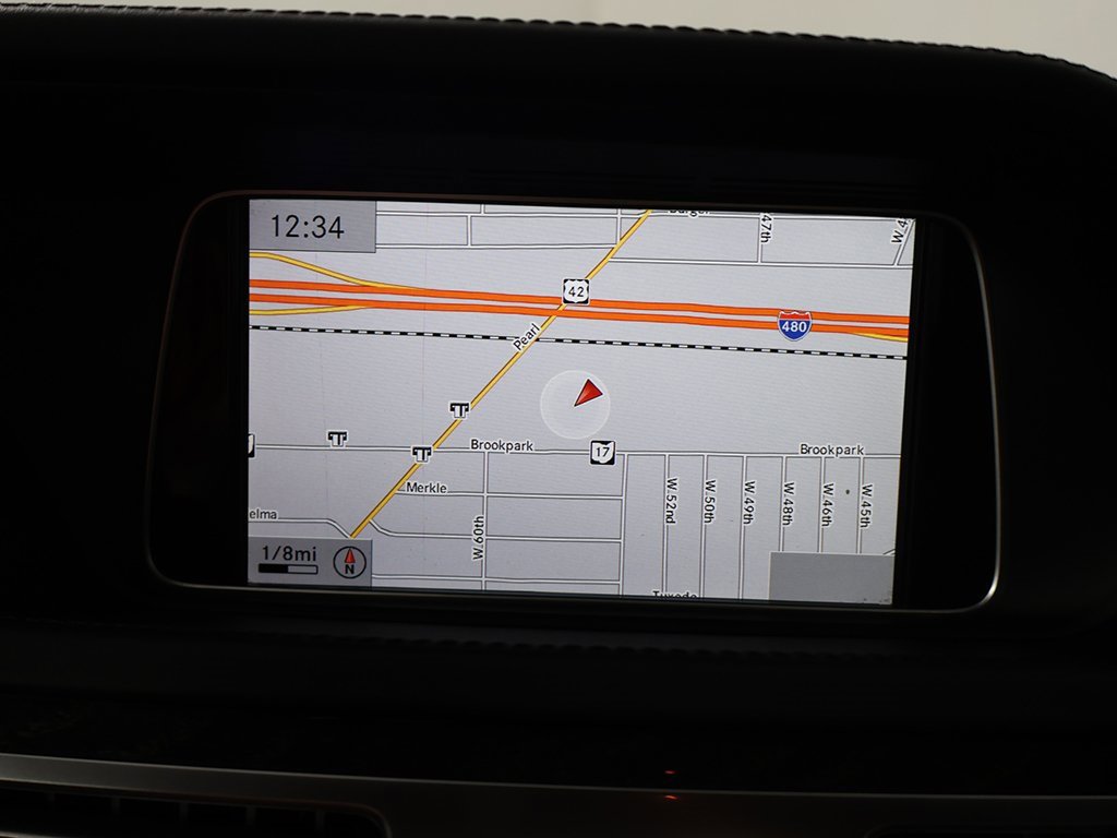 Used 2015 Mercedes-Benz E 400 4MATIC Sedan w/ Lighting Package image 46