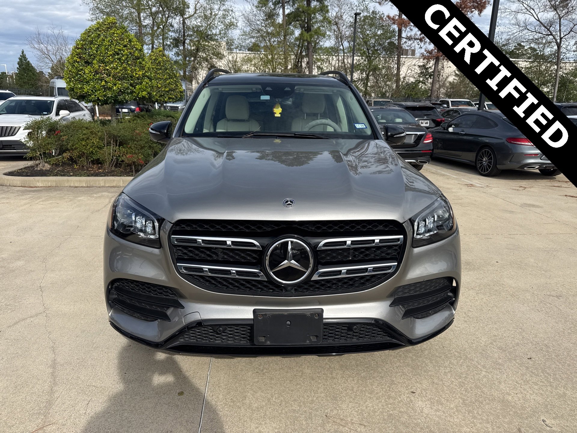 Used 2023 Mercedes-Benz GLS 450 4MATIC image 2