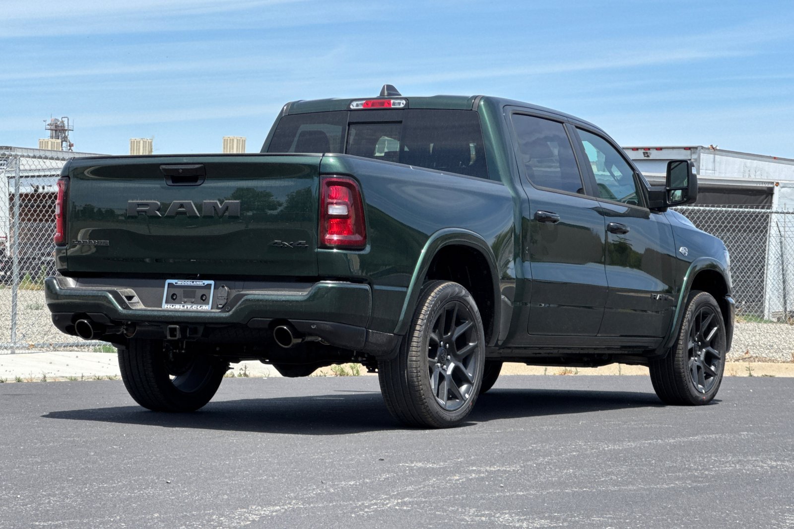 New 2026 RAM 1500 Laramie AWD/4WD image 3