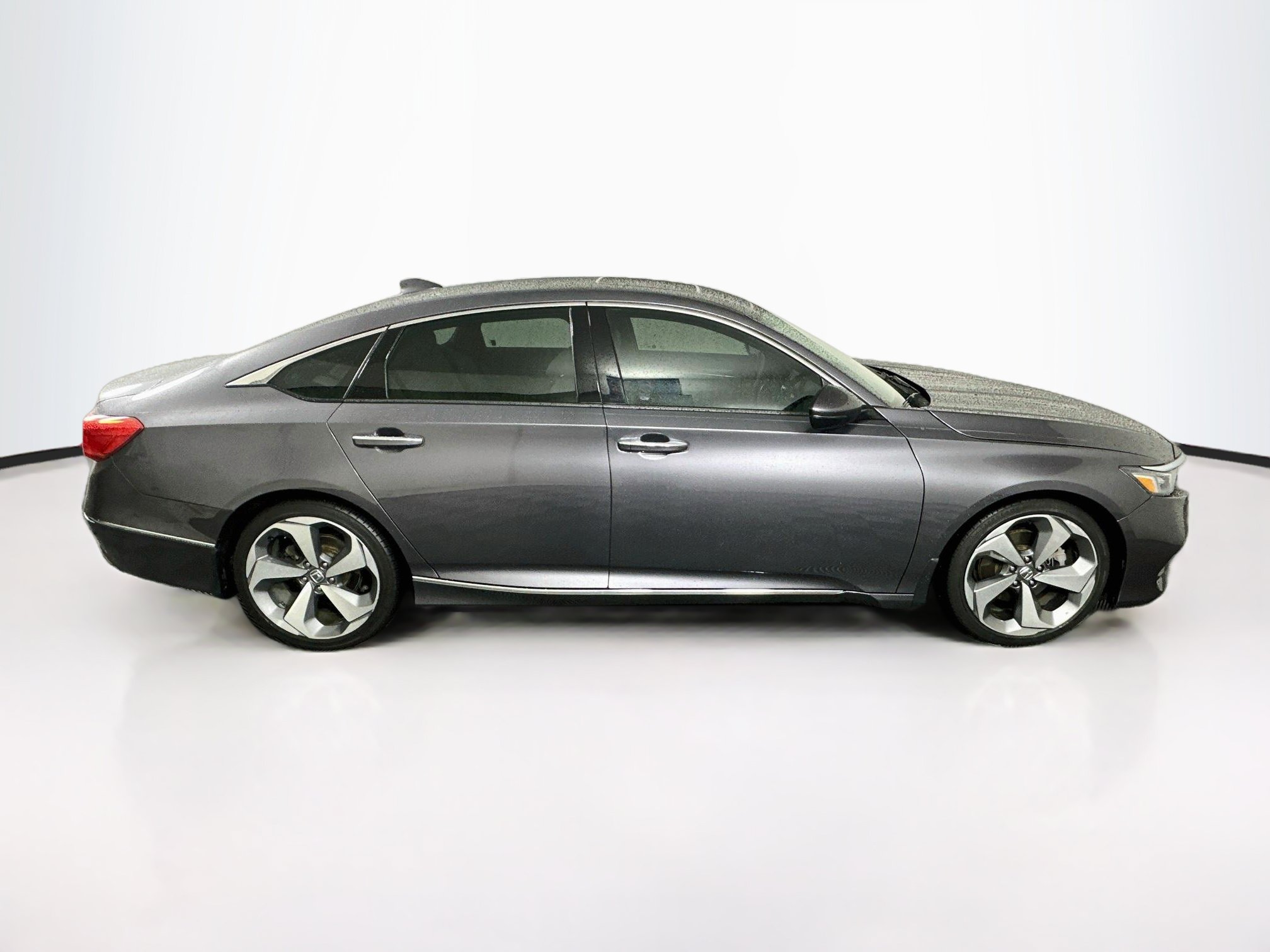 Used 2019 Honda Accord Touring image 10