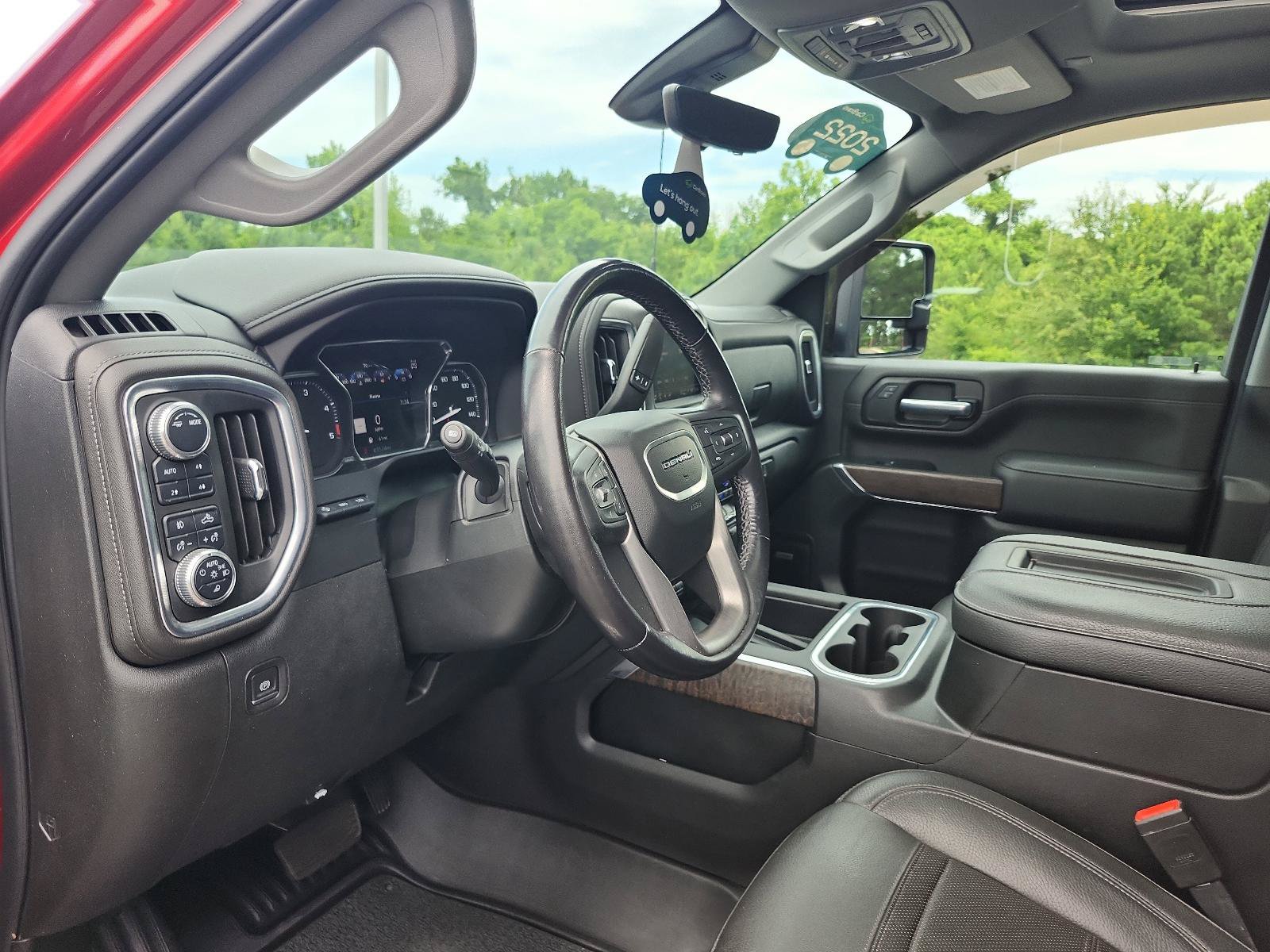 Certified 2022 GMC Sierra 2500 Denali w/ Denali Ultimate Package AWD/4WD image 19
