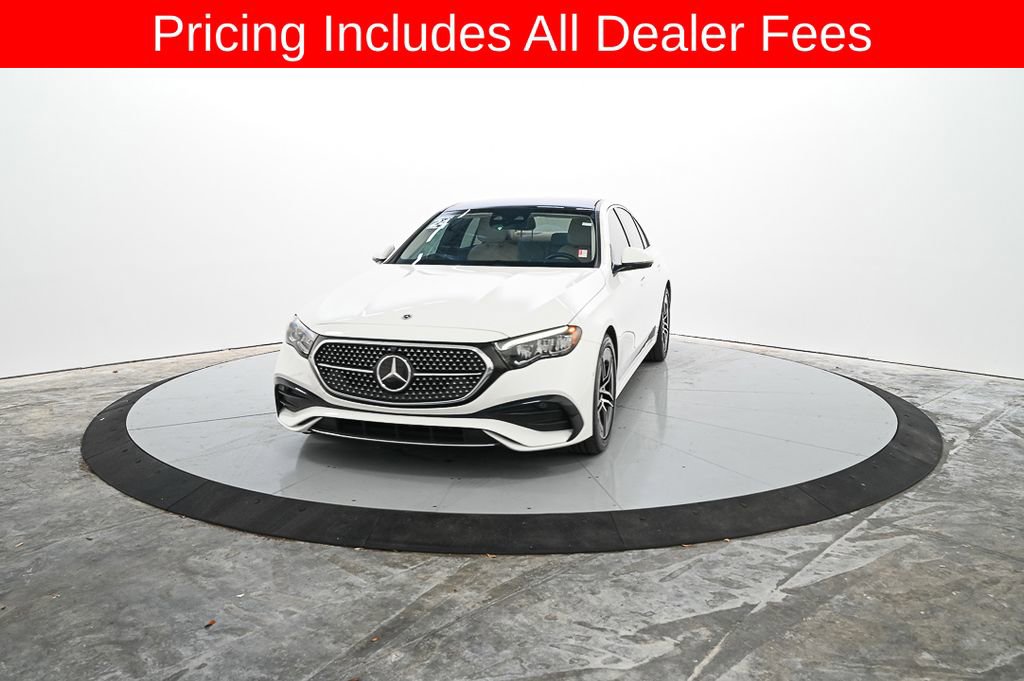 Used 2024 Mercedes-Benz E 350 4MATIC Sedan image 2