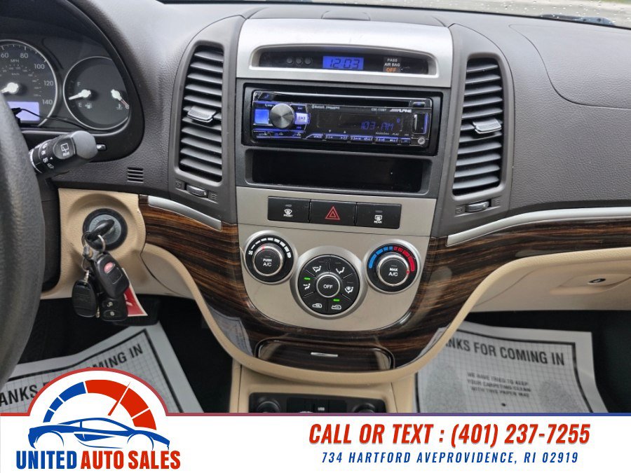 Used 2011 Hyundai Santa Fe GLS AWD/4WD image 16