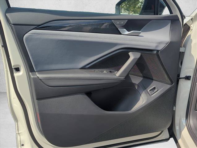 New 2026 Volkswagen Tiguan SE R-Line FWD image 16