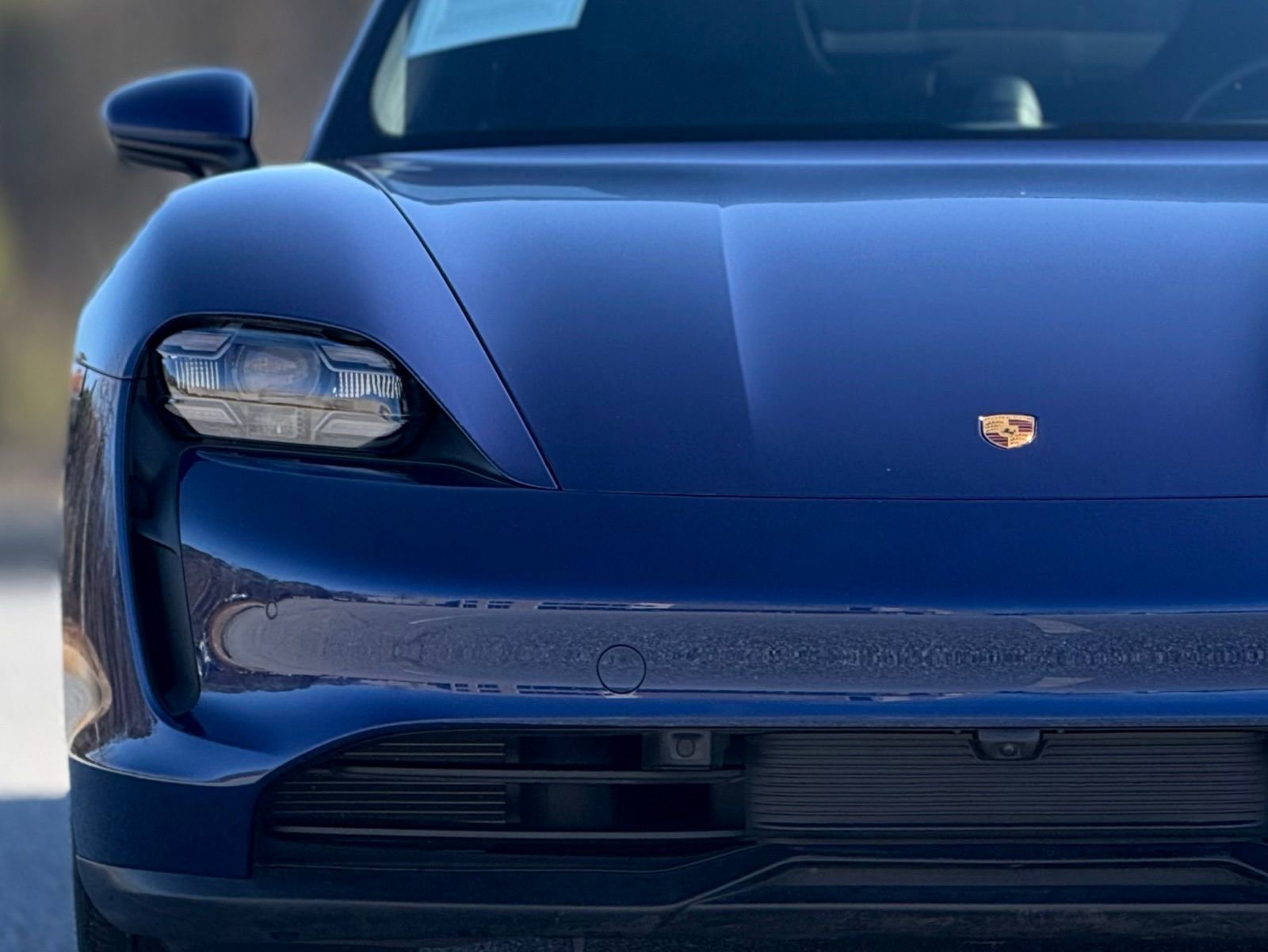 Used 2020 Porsche Taycan 4S image 13