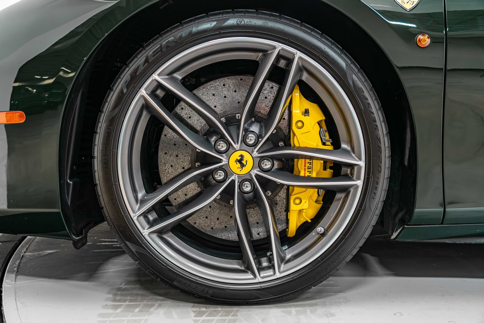 Certified 2018 Ferrari 488 GTB RWD image 15