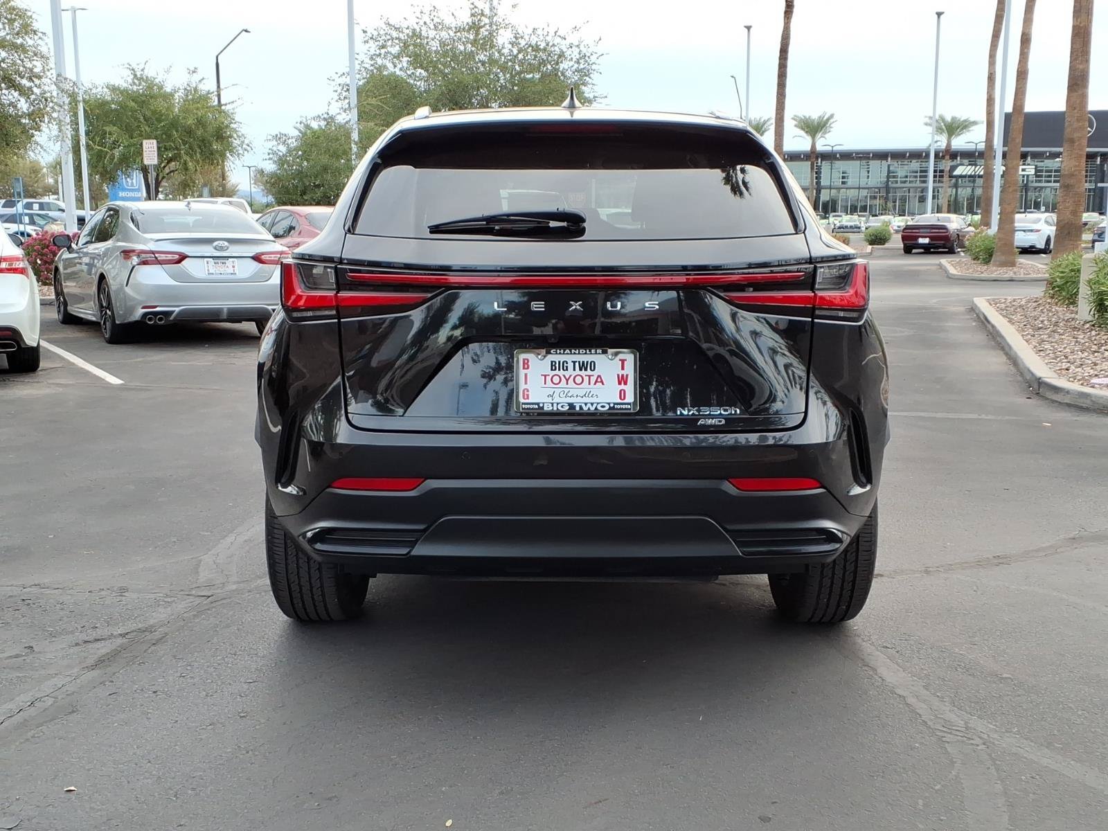 Used 2025 Lexus NX 350h AWD image 5