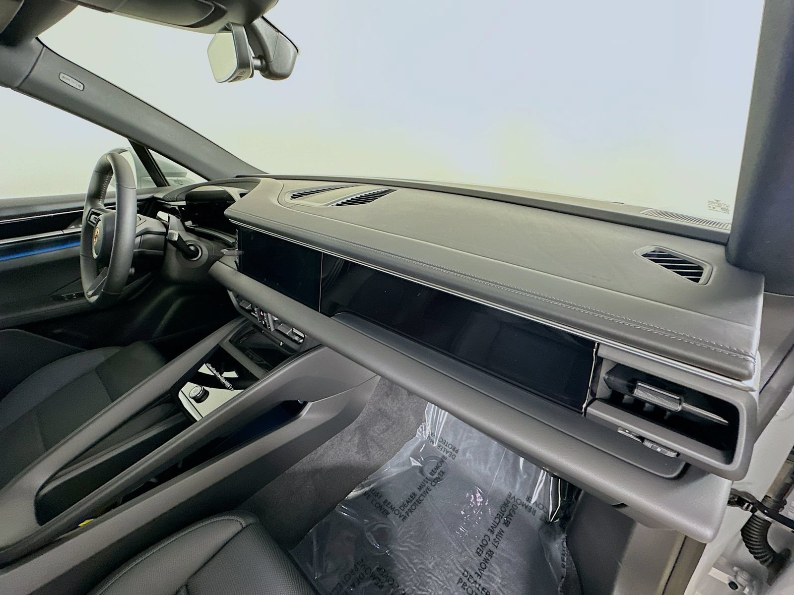 New 2026 Porsche Macan 4 Electric AWD/4WD image 45