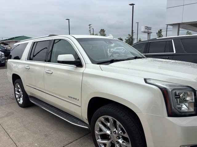 Used 2015 GMC Yukon XL Denali w/ Open Road Package AWD/4WD image 2