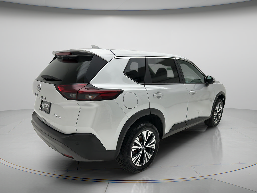Used 2023 Nissan Rogue SV AWD/4WD image 4