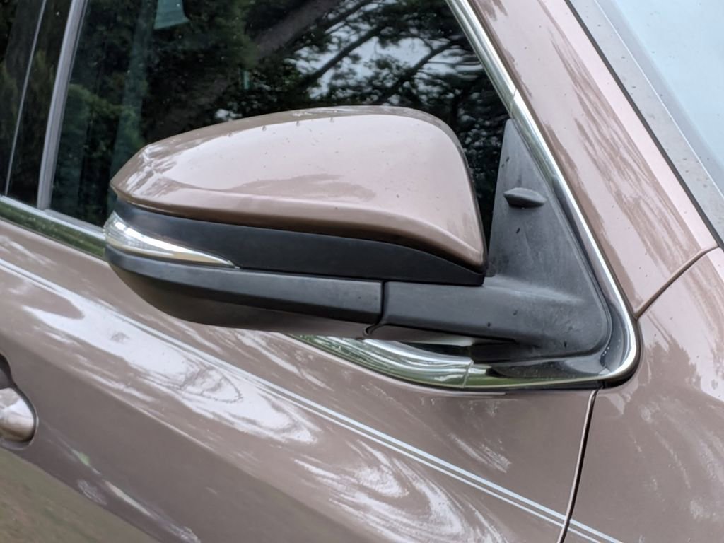 Used 2017 Toyota Highlander LE image 9