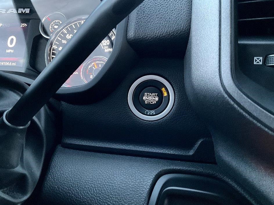 Used 2024 RAM 3500 Tradesman w/ Chrome Appearance Group image 19