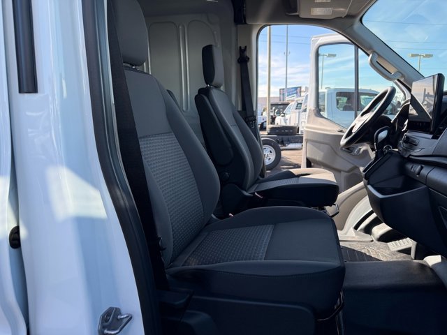 New 2026 Ford Transit 250 148 Medium Roof image 14