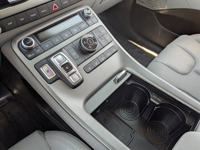 Used 2023 Hyundai Palisade SEL w/ Premium Package AWD/4WD image 16