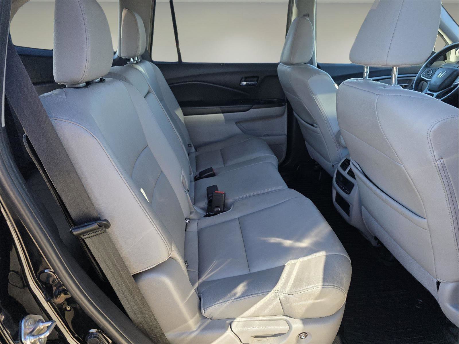 Used 2019 Honda Pilot EX-L image 32