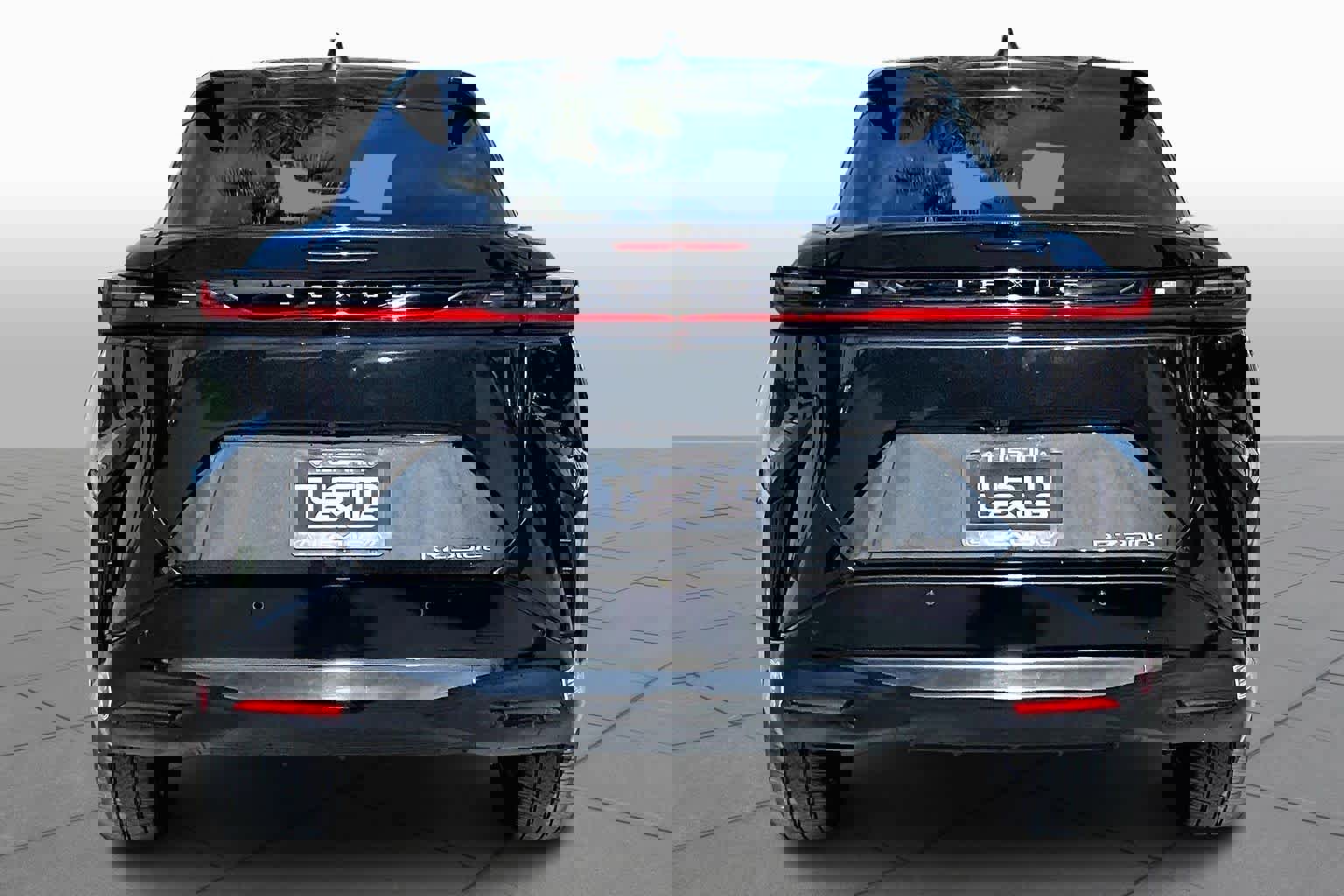 Used 2024 Lexus RZ 300e Premium image 4