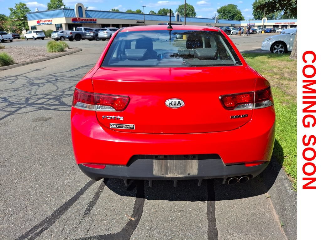 Used 2010 Kia Forte Koup SX w/ Leather Pkg FWD image 7