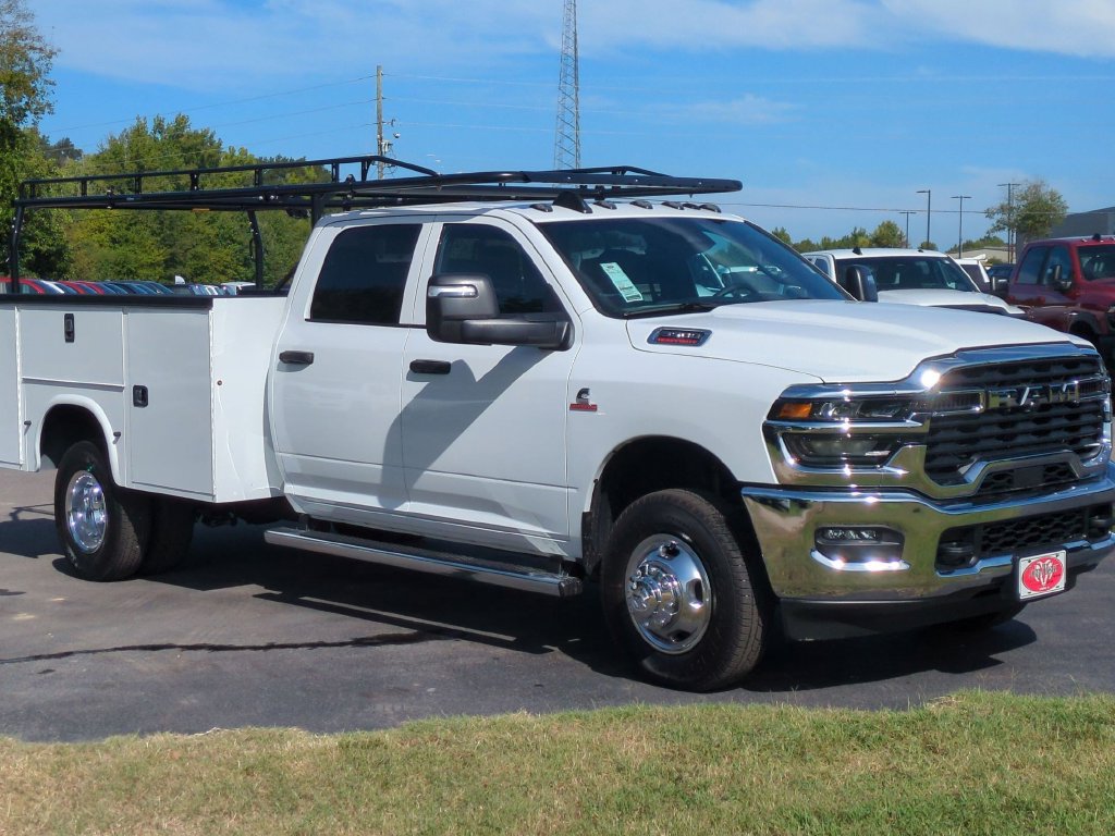 New 2026 RAM 3500 Tradesman w/ Chrome Appearance Group A AWD/4WD image 2