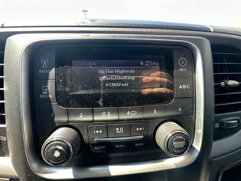 Used 2018 RAM 1500 Express AWD/4WD image 19