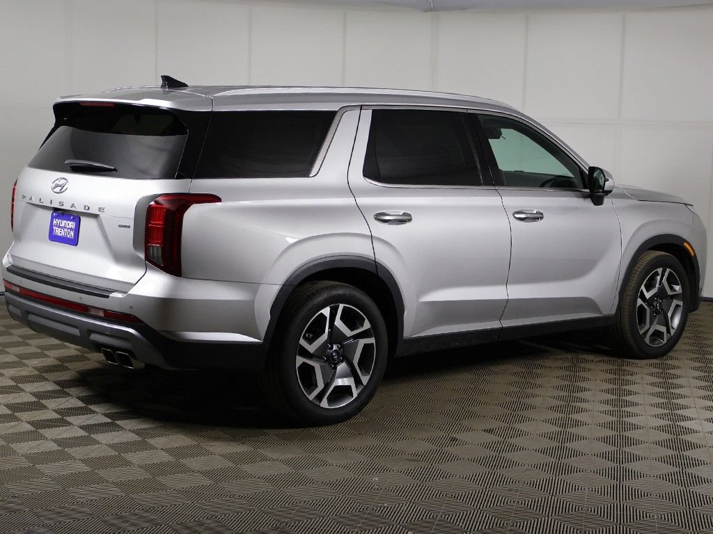 Used 2025 Hyundai Palisade SEL AWD/4WD image 15