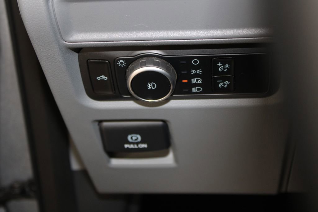 Used 2024 Ford F150 XLT w/ Tow/Haul Package image 38