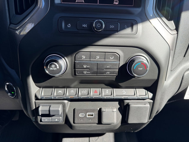 Used 2025 Chevrolet Silverado 1500 Custom Trail Boss w/ Turbomax Blackout Package image 23