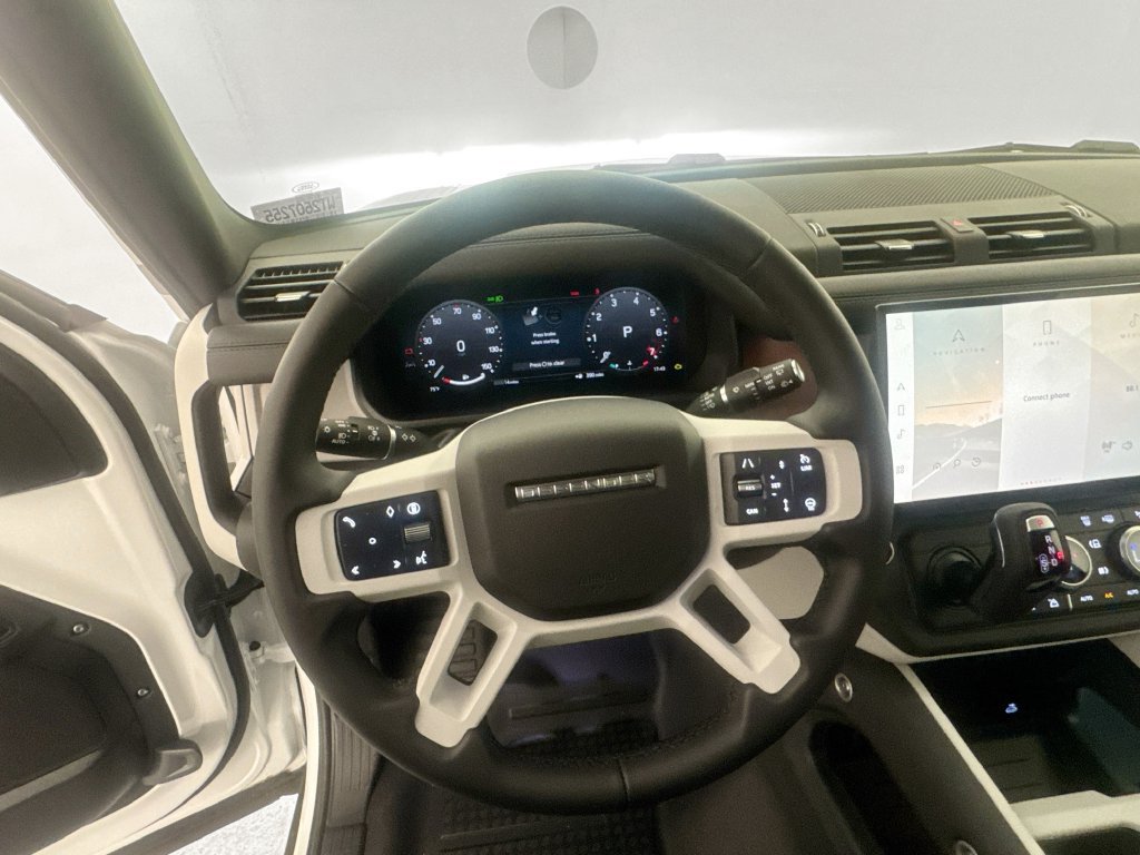 New 2026 Land Rover Defender 130 X-Dynamic SE AWD/4WD image 11