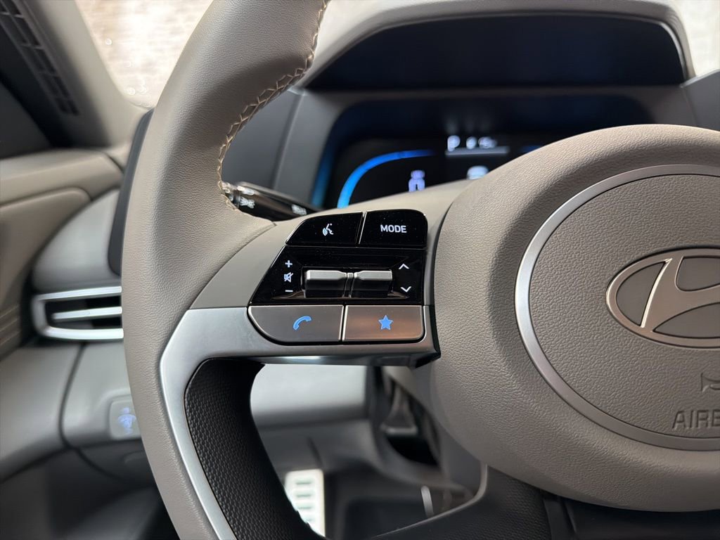 New 2026 Hyundai Elantra SEL Sport image 16