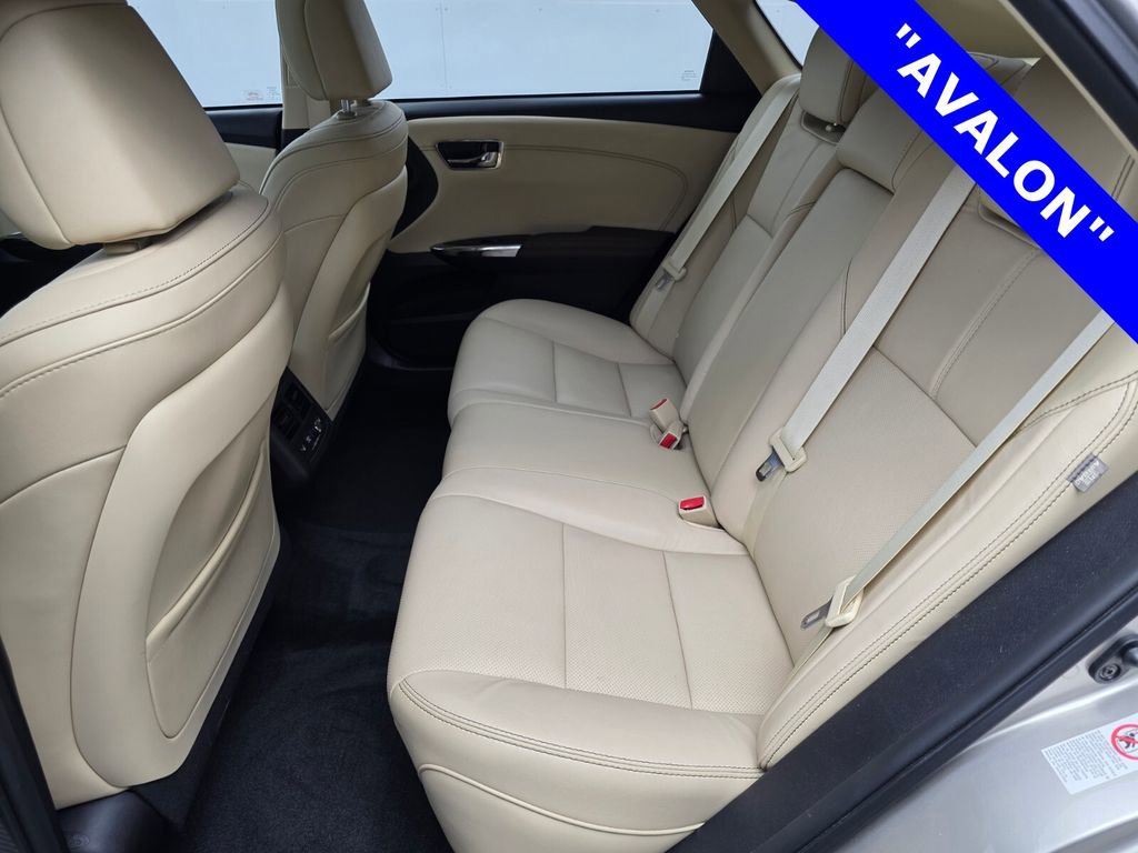 Used 2017 Toyota Avalon Limited image 14