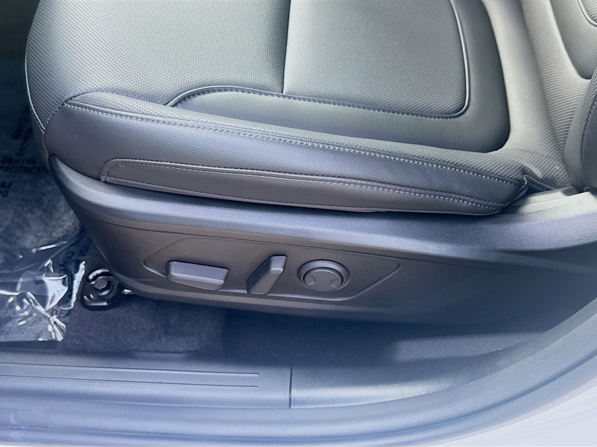 Certified 2026 Hyundai Santa Cruz SEL FWD image 15