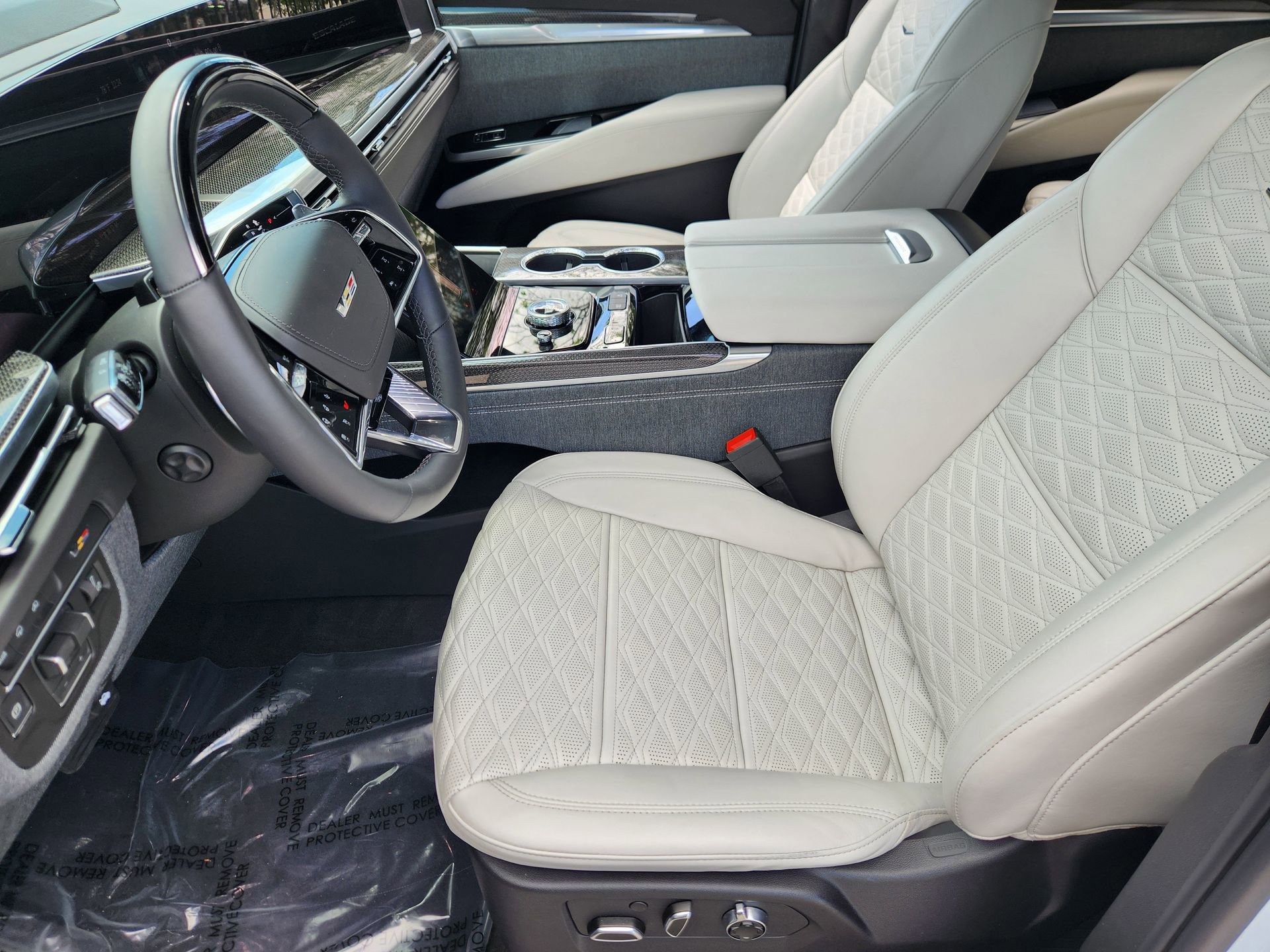 Used 2026 Cadillac Escalade V w/ LPO, ONYX Package image 3