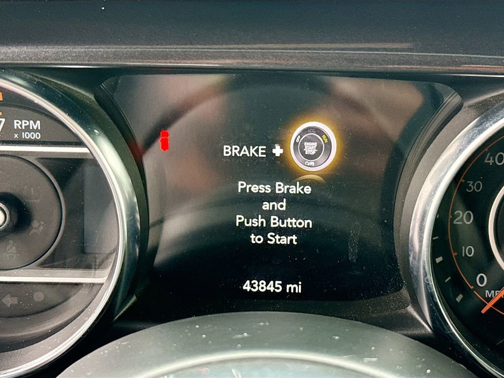 Used 2022 Jeep Wrangler Unlimited Sahara image 13