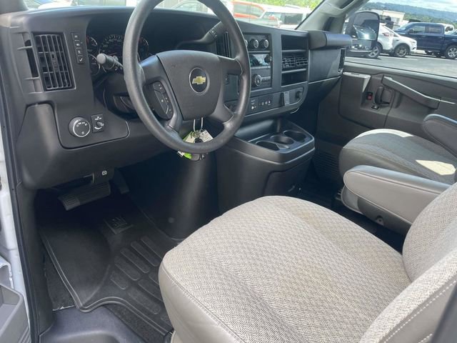 Used 2016 Chevrolet Express 2500 LT w/ LT Preferred Equipment Group RWD image 16