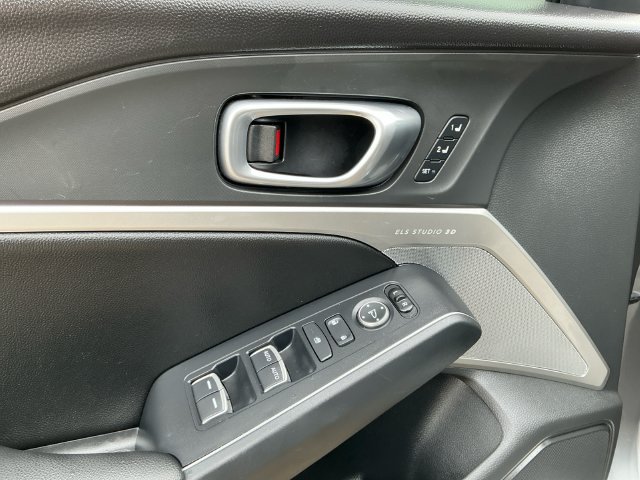 Used 2024 Acura Integra A-Spec w/ Technology Package FWD image 10