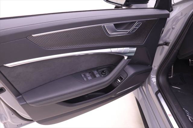 Certified 2025 Audi RS 6 performance AWD/4WD image 12
