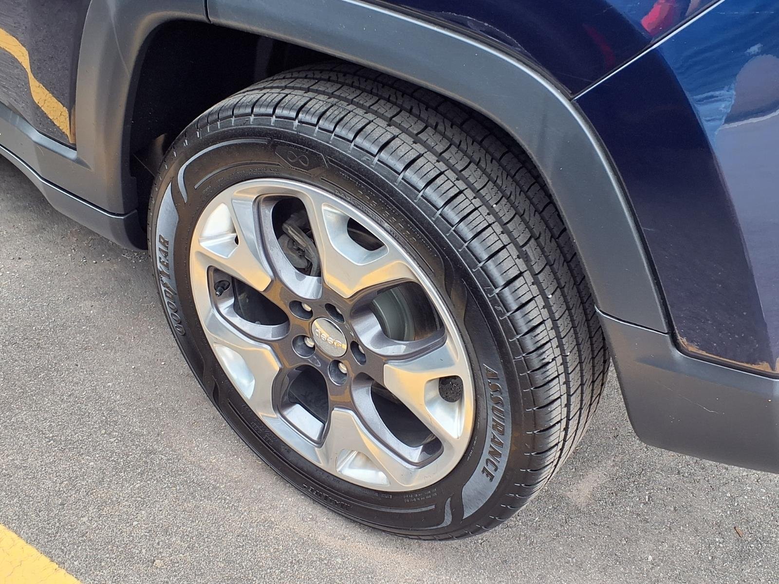 Certified 2020 Jeep Compass Limited AWD/4WD image 26