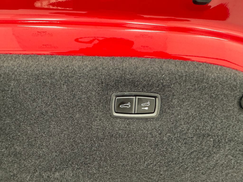 Used 2022 Audi e-tron GT Premium Plus w/ Performance Package image 38