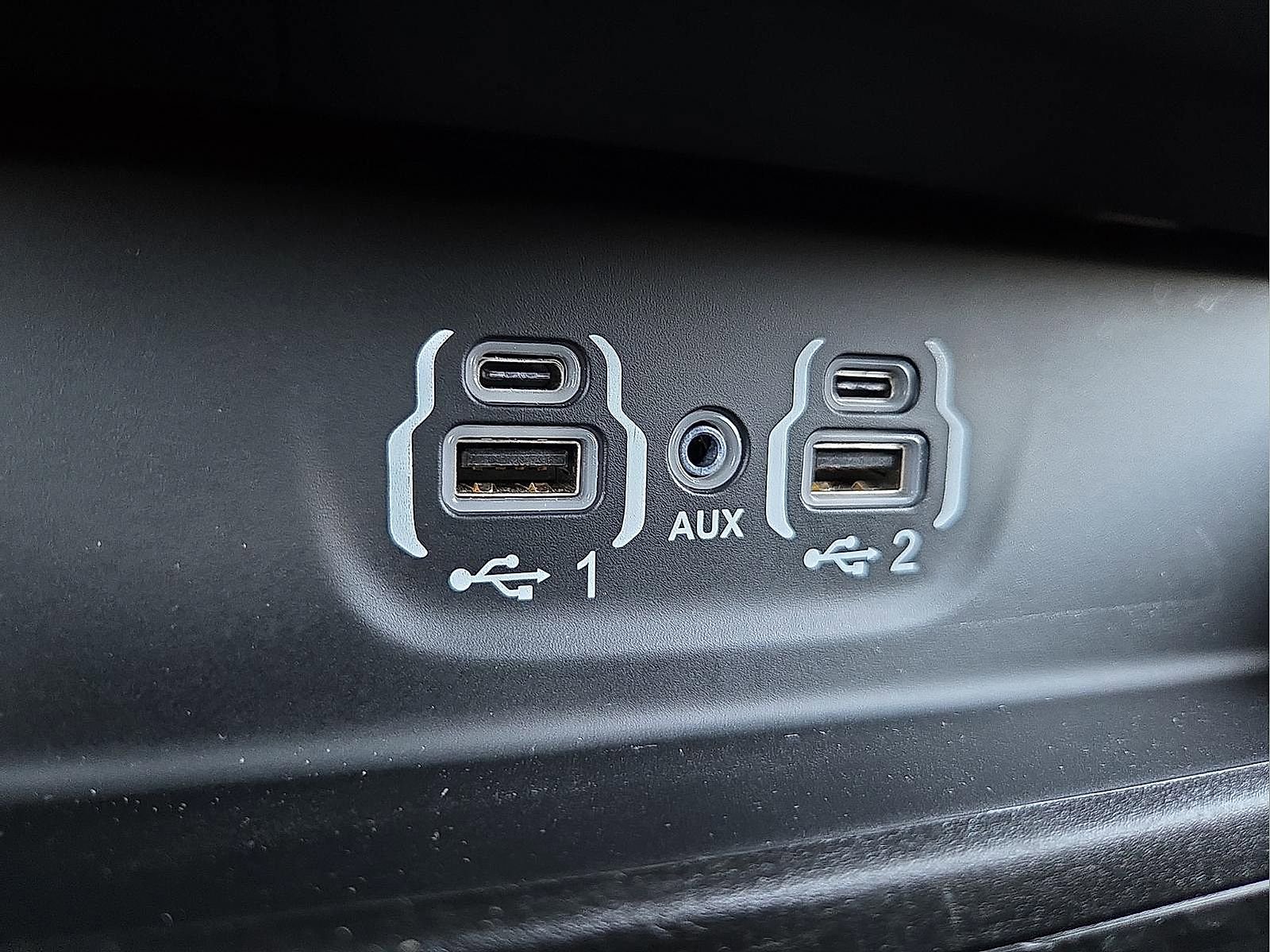 Used 2023 RAM 1500 Laramie AWD/4WD image 22