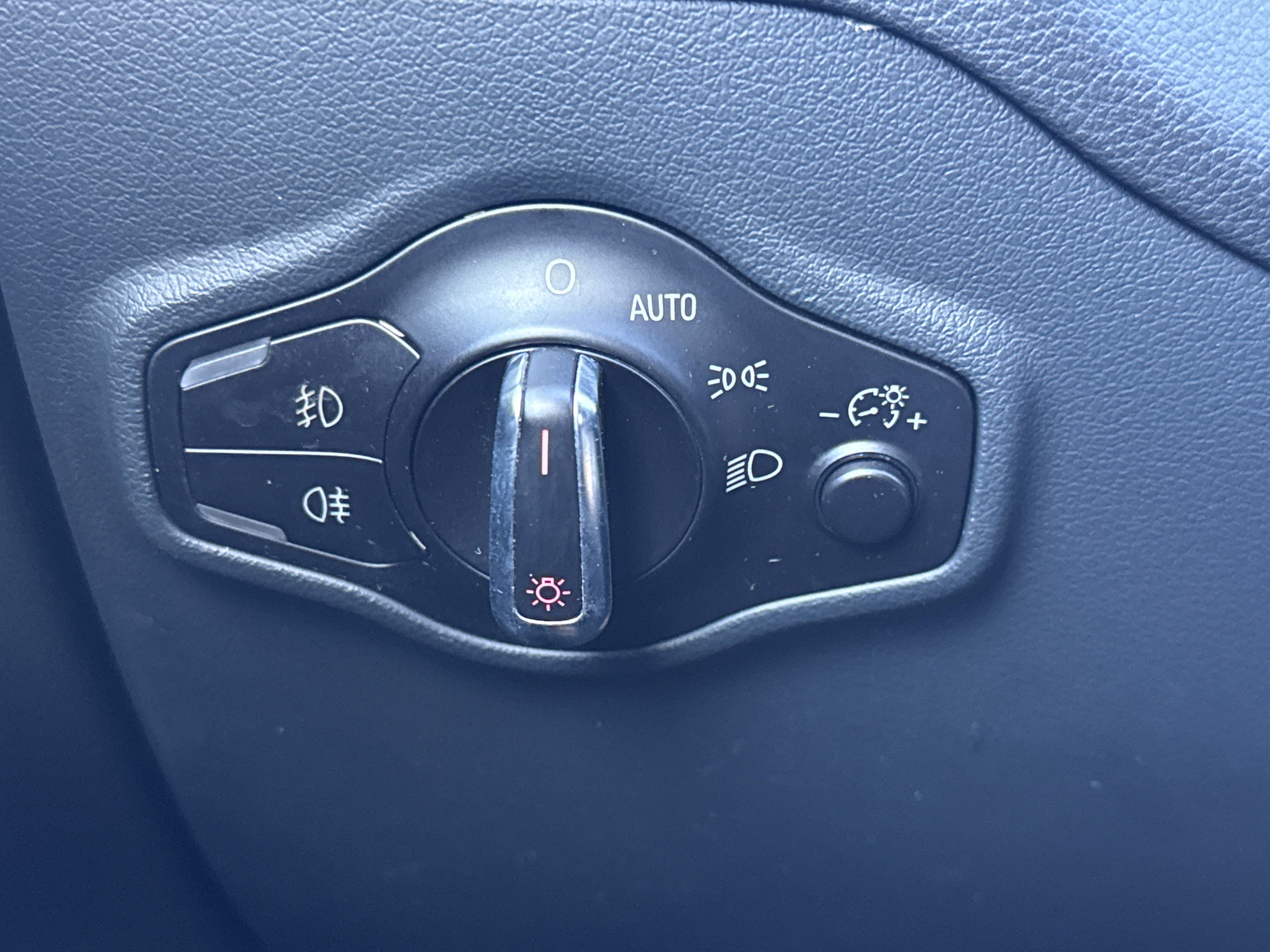 Used 2014 Audi Q5 2.0T Premium w/ Lighting Package image 13