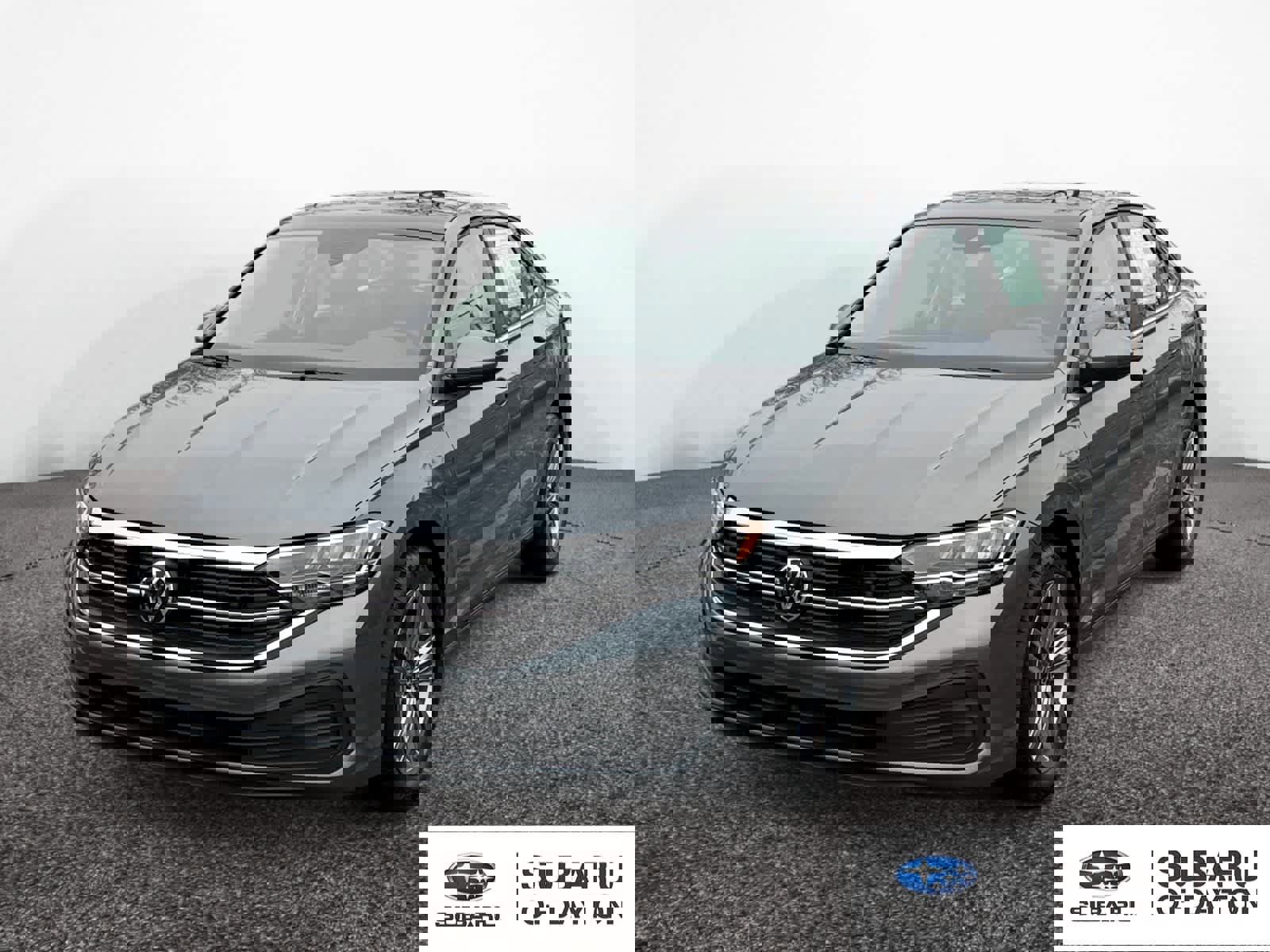 Used 2023 Volkswagen Jetta SE image 1