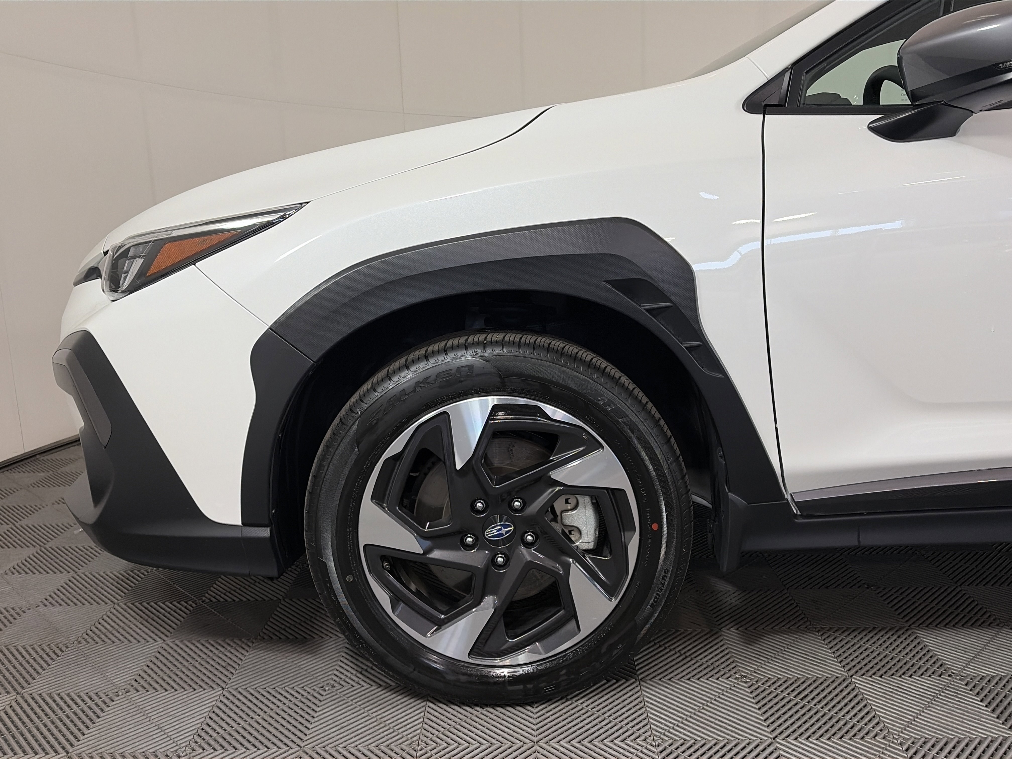 Used 2025 Subaru Crosstrek 2.5i Limited w/ Popular Package #4A image 10