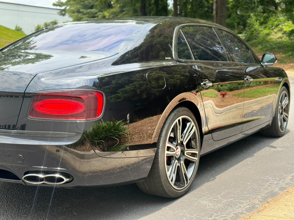 Used 2017 Bentley Flying Spur S V8 AWD/4WD image 24