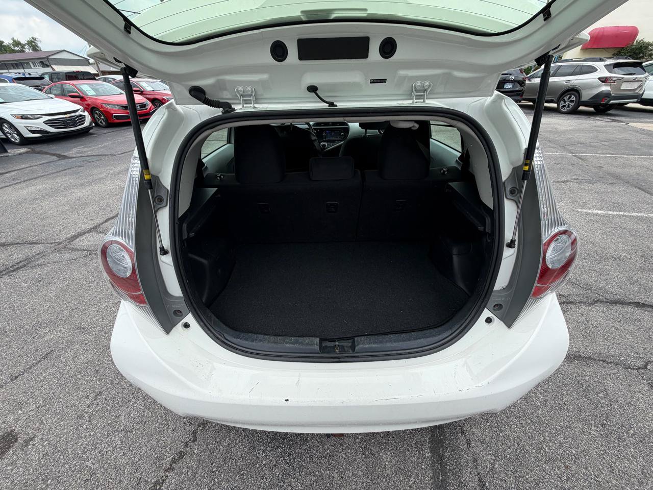 Used 2012 Toyota Prius C Three FWD image 11